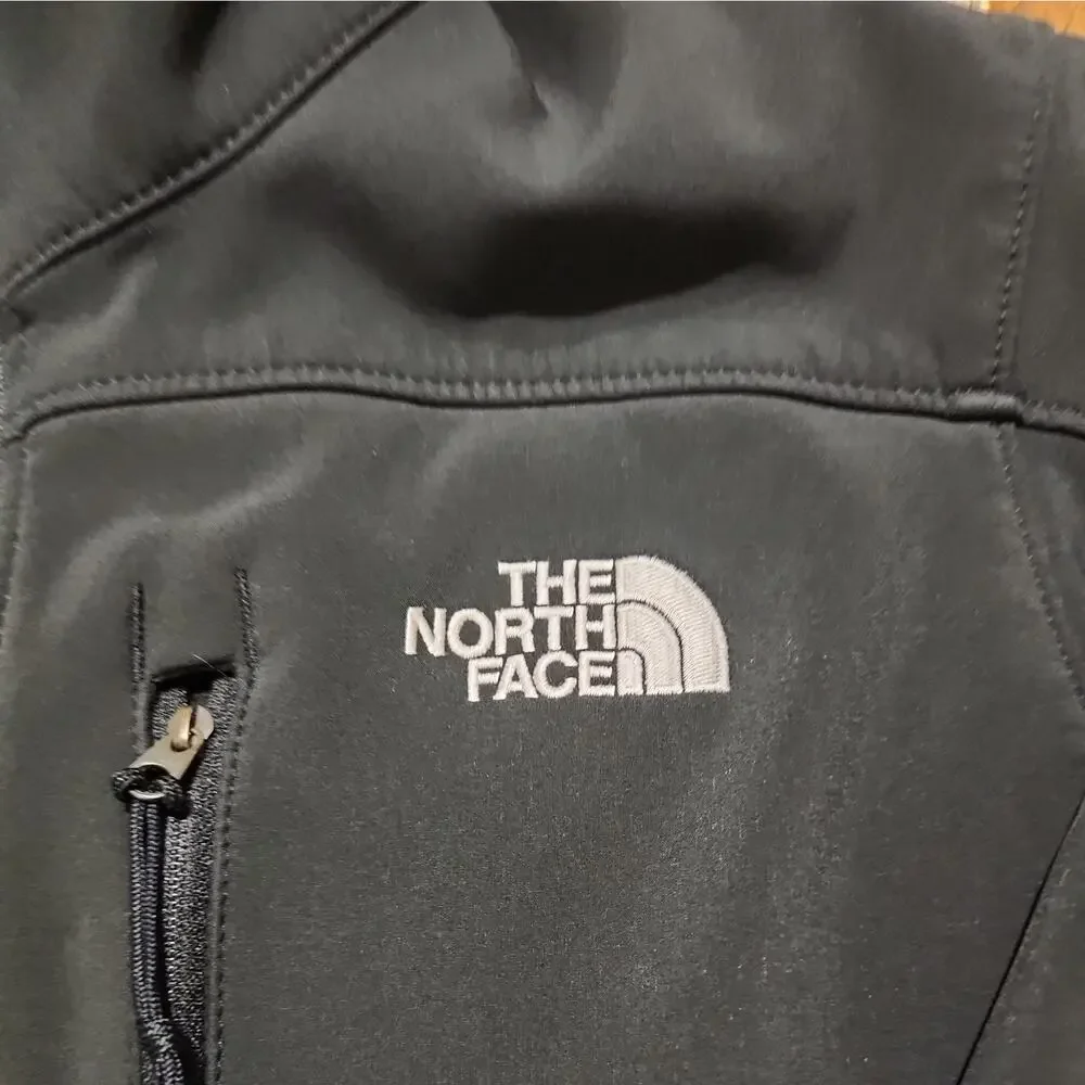 The North Face APEX Bionic Windbreaker Jacket Mens Small Black Outdoor Hiking